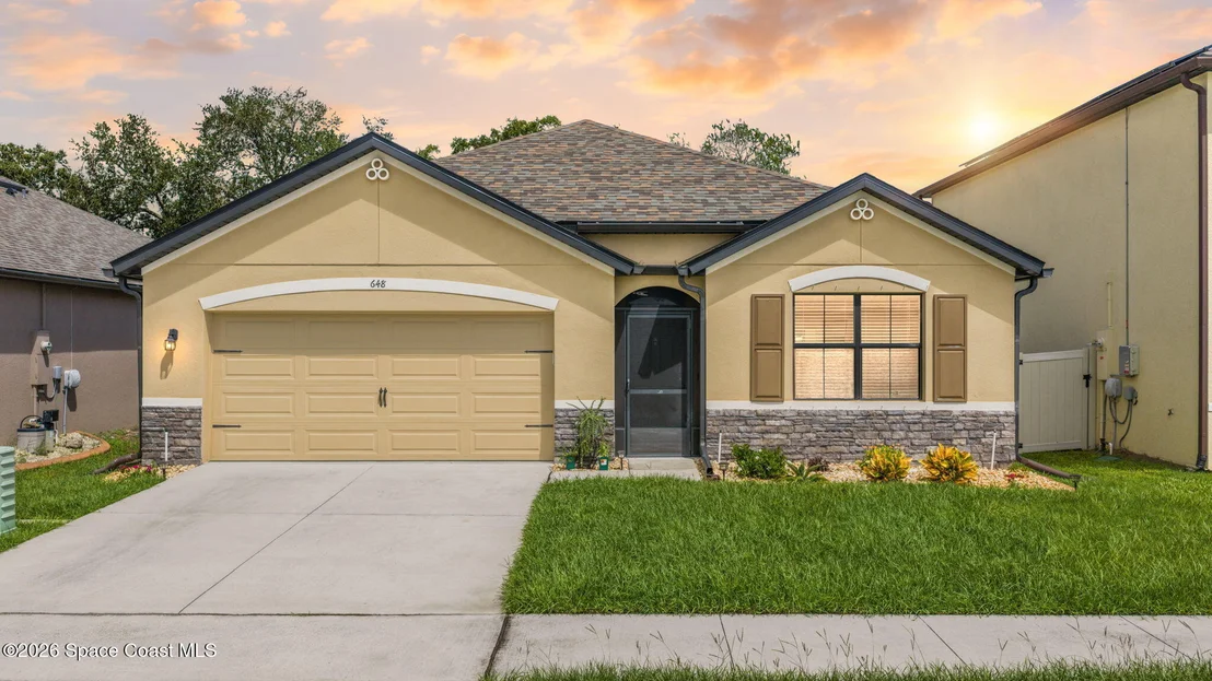 Photo of 648 Coyote Drive