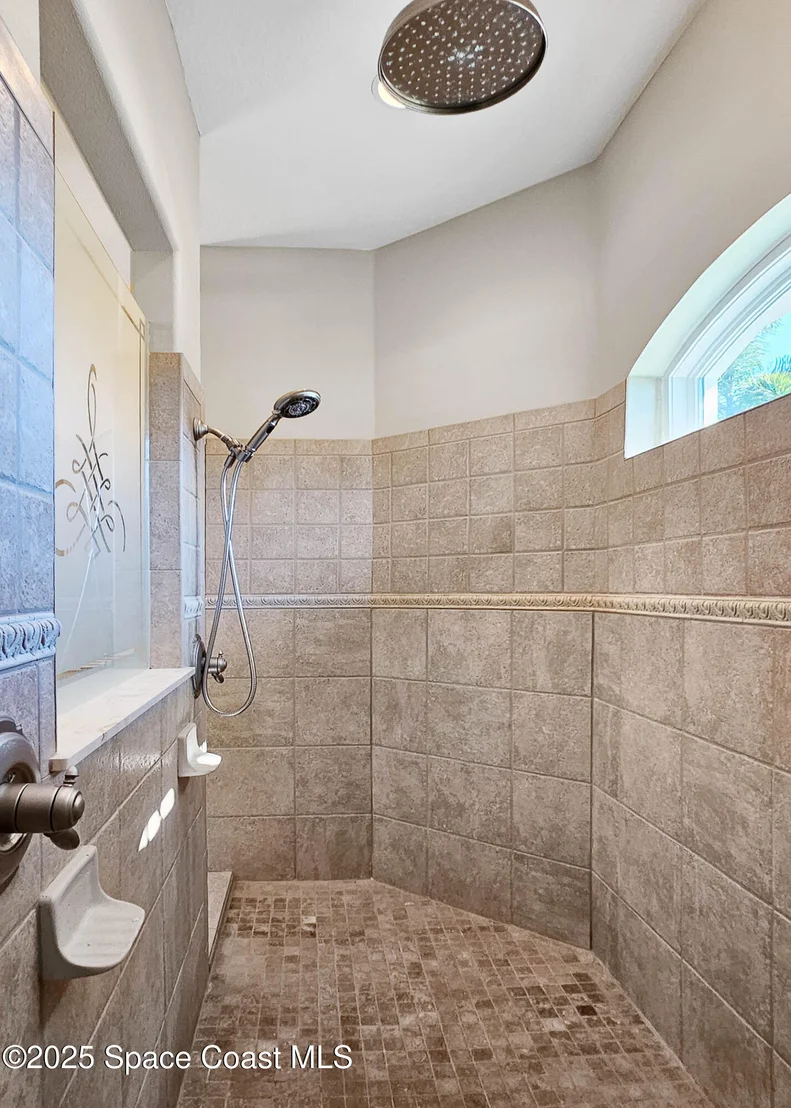 Photo of 6115 Anello Drive