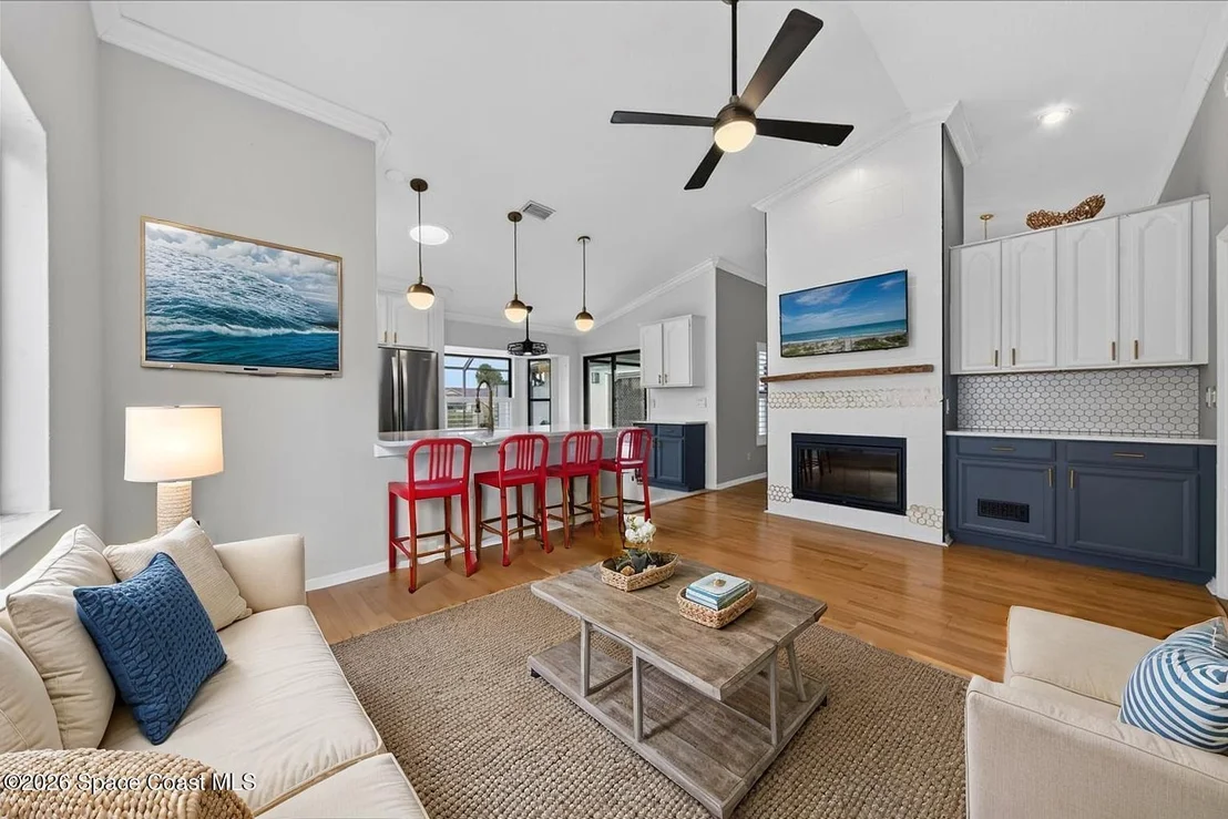 Photo of 340 Oak Haven Drive