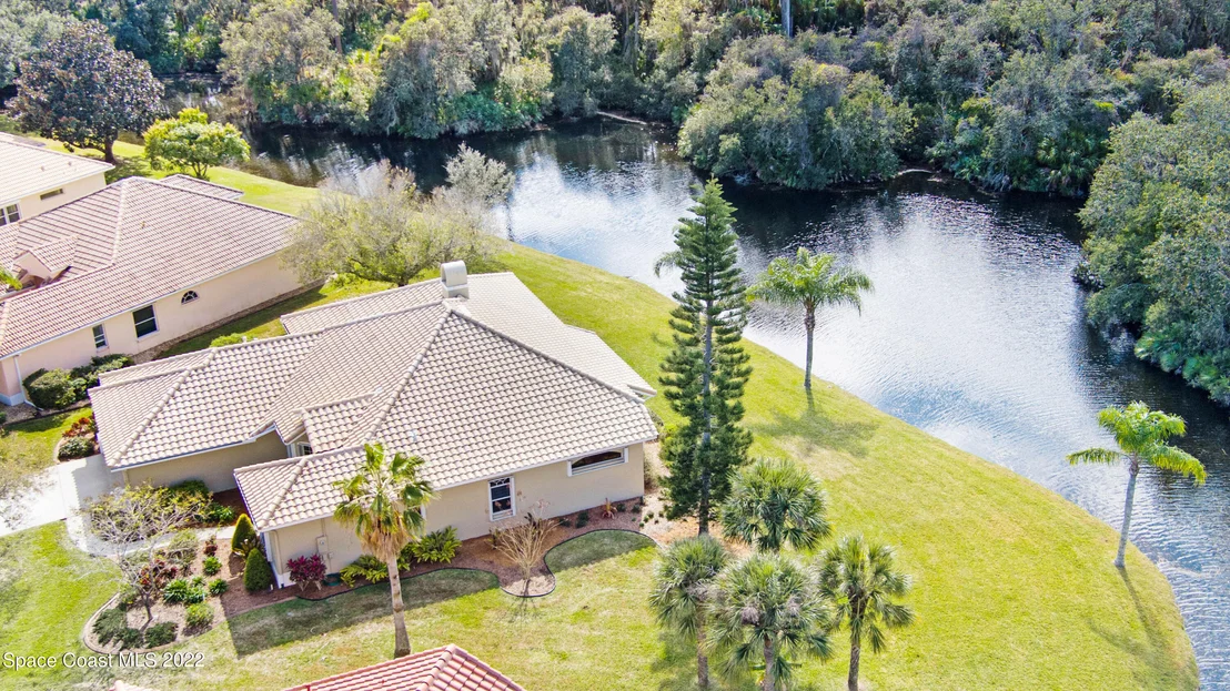 Photo of 961 Palm Brook Drive
