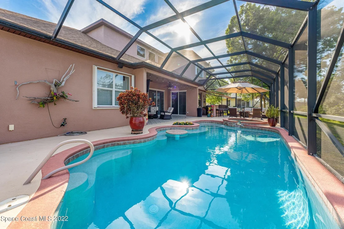 Photo of 1358 Centennial Way