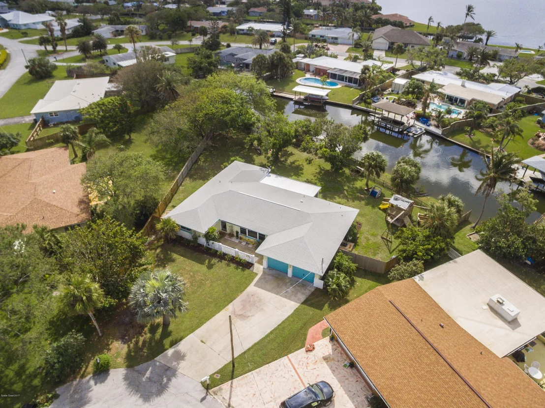 Photo of 1702 Bayshore Drive