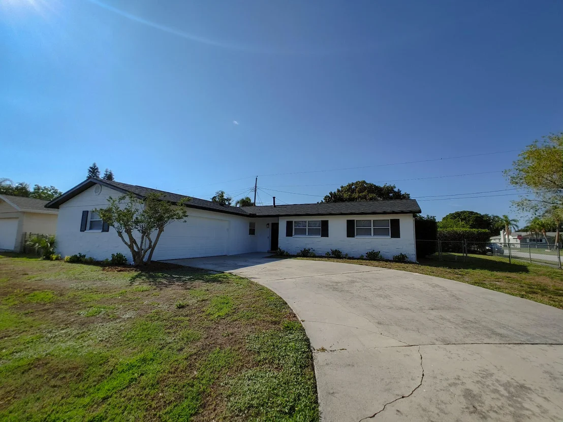 Photo of 976 Nagle Drive