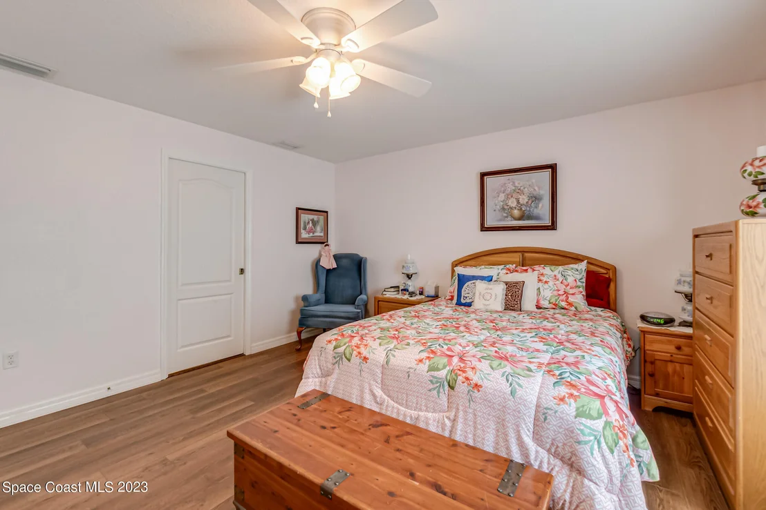 Photo of 615 Sedgewood Circle
