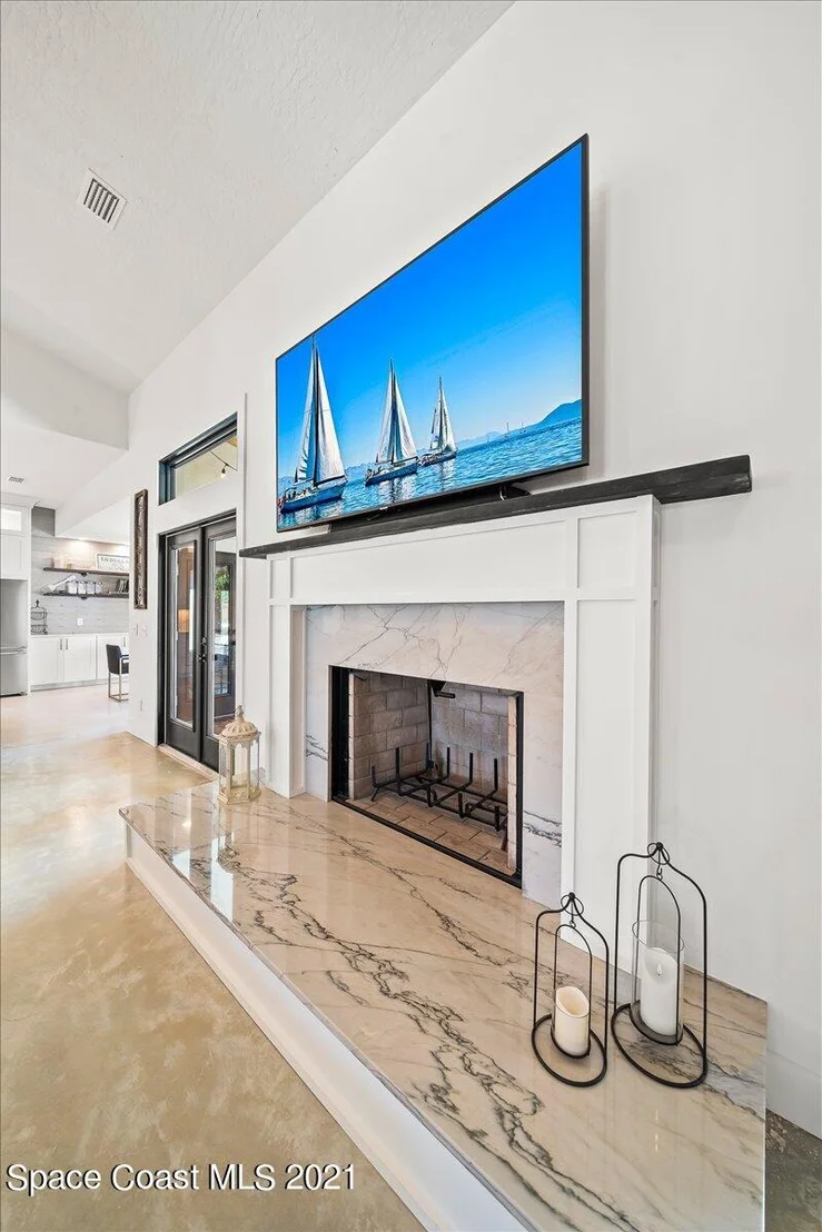 Photo of 629 Hummingbird Drive