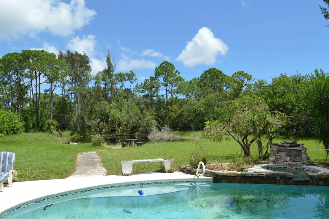 Photo of 4000 Lakebreeze Boulevard