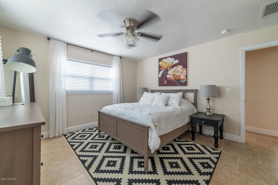 Photo of 280 Albatross Drive