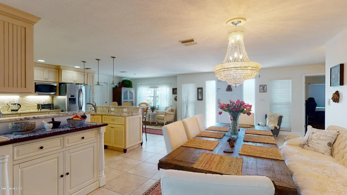 Photo of 448 Sparrow Drive