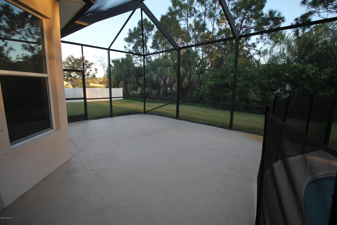 Photo of 113 Ridgemont Circle SE