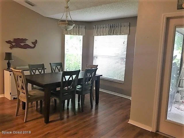 Photo of 1084 Kingfisher Way