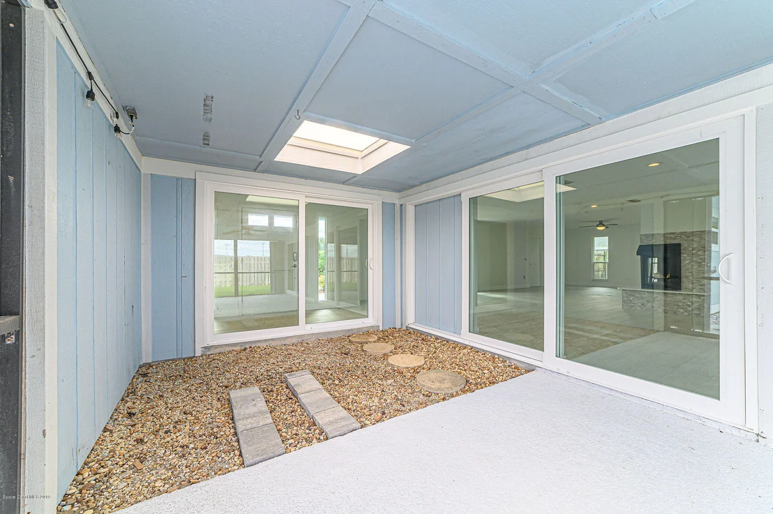 Photo of 280 Pompano Drive