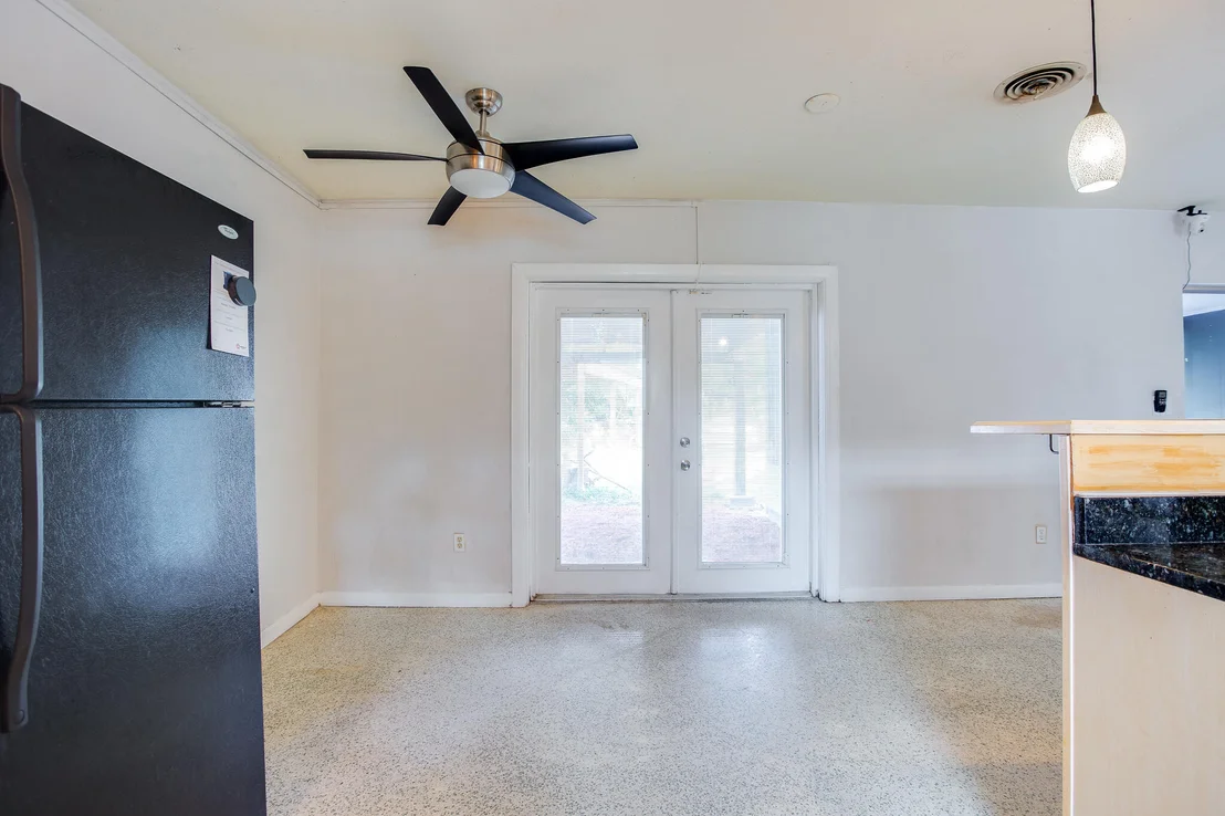 Photo of 2911 Sailfish Street NE