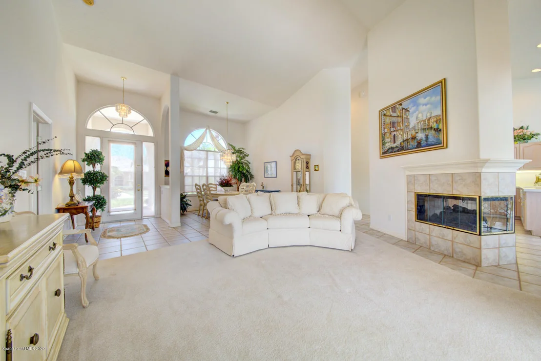 Photo of 1008 Fieldstone Drive