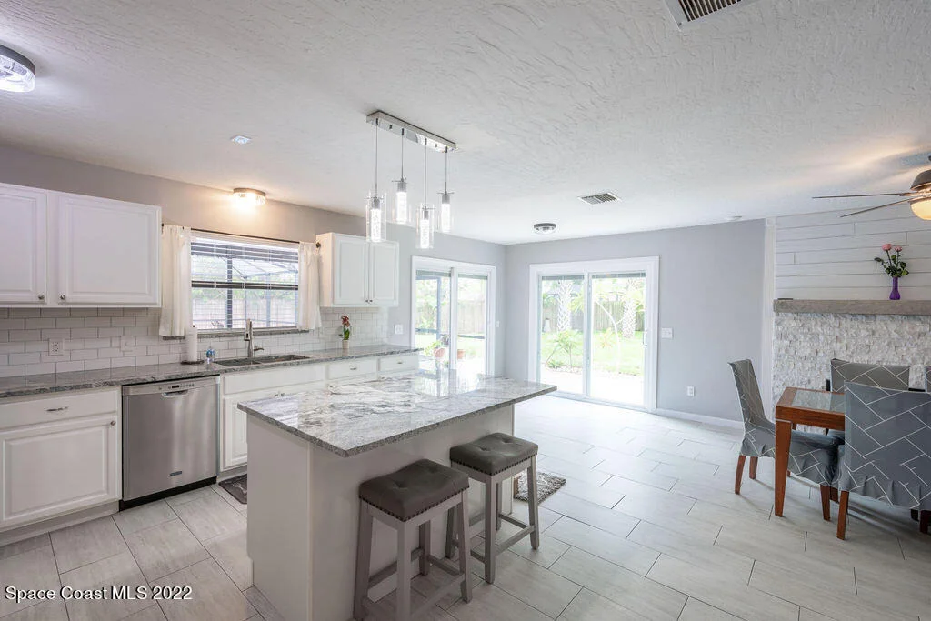 Photo of 2525 Lemon Street NE