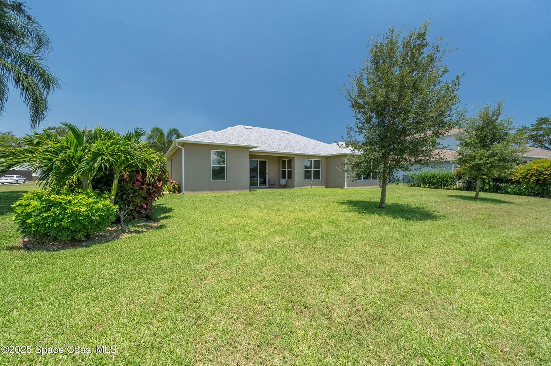 Photo of 2003 Killian Drive NE