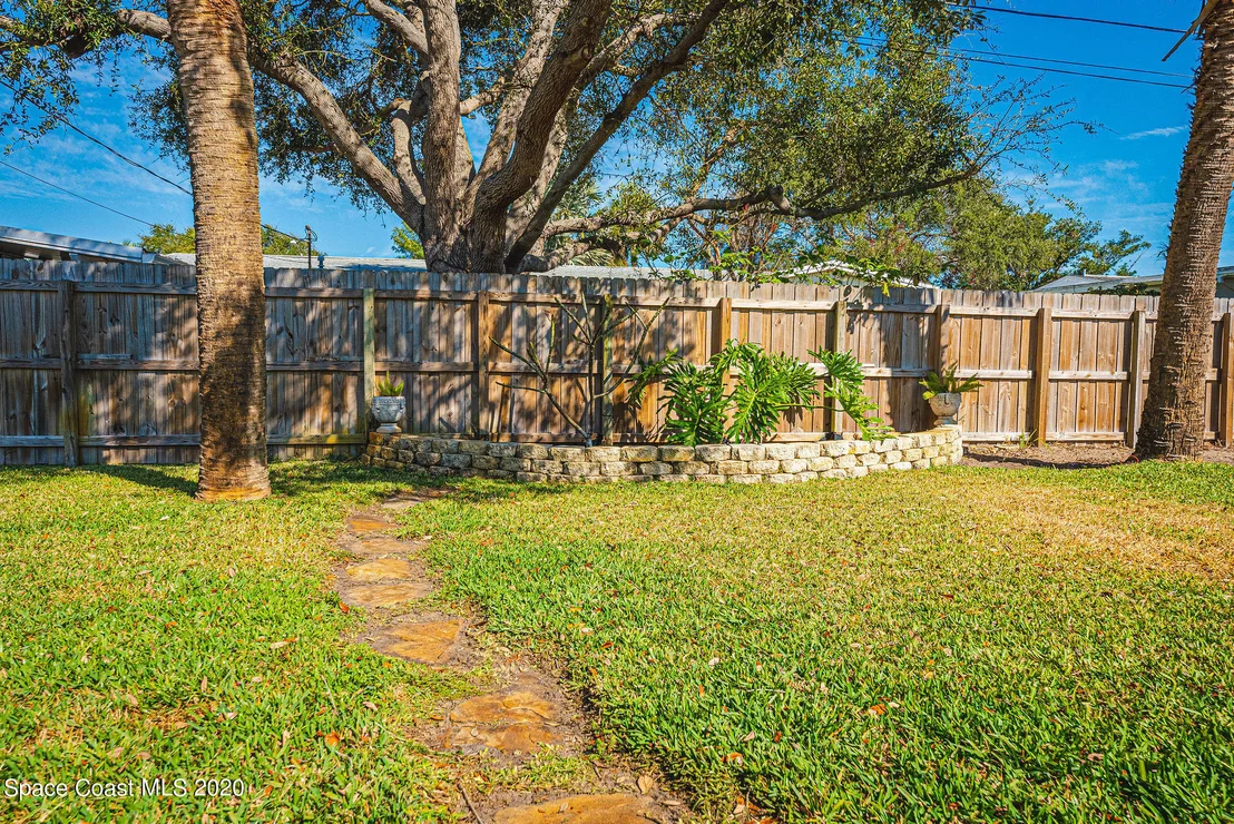 Photo of 337 Gemini Drive