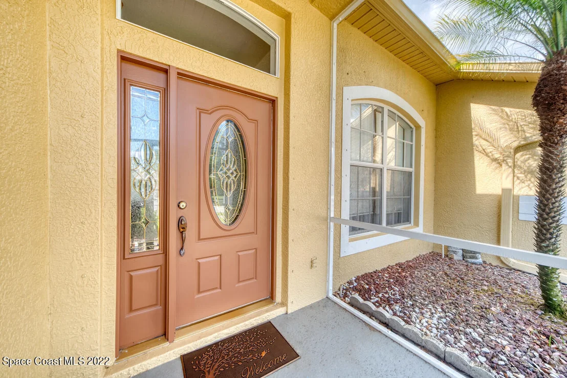 Photo of 4758 Alamanda Drive