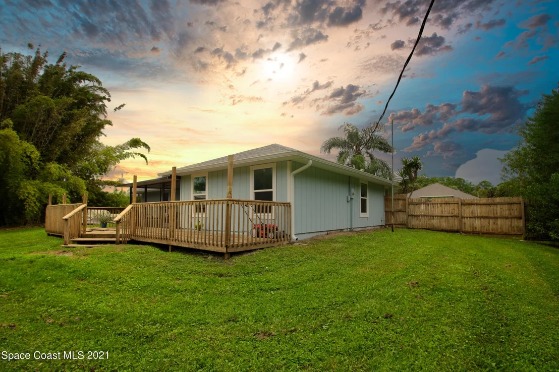 Photo of 9026 85th Place