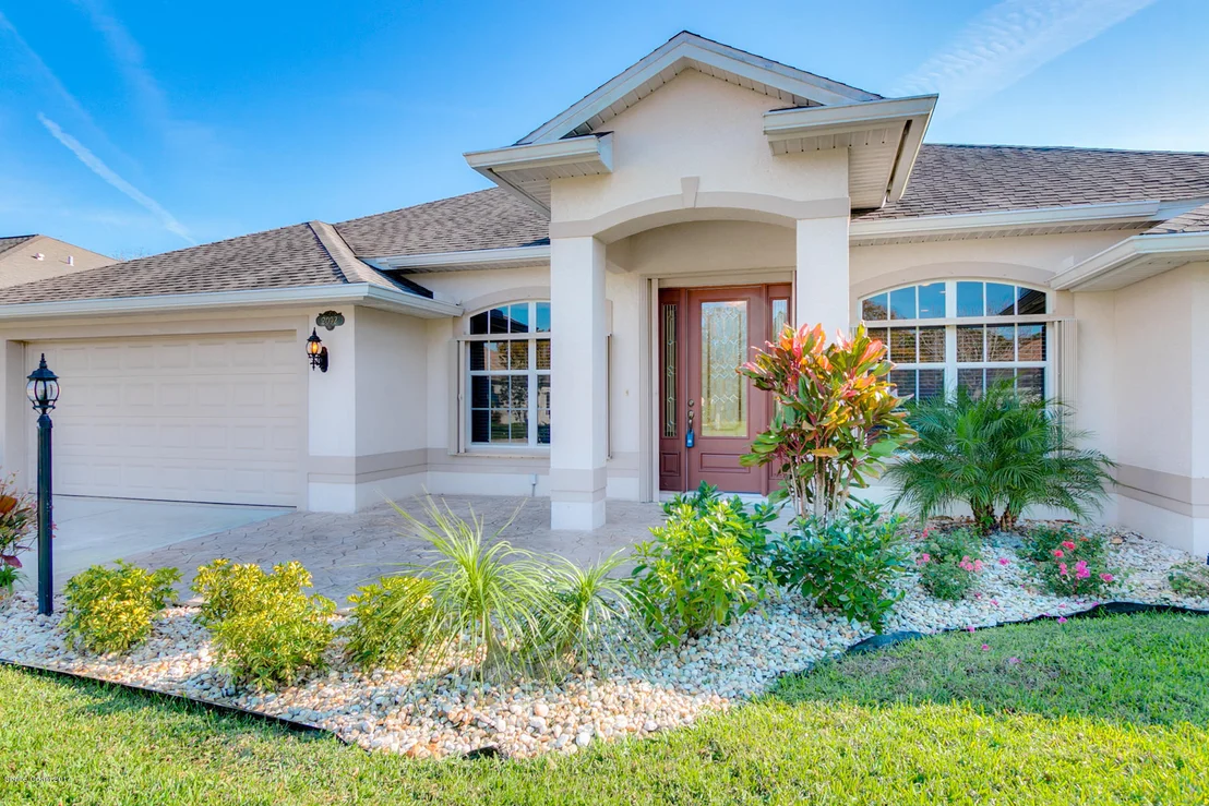Photo of 2092 Woodfield Circle