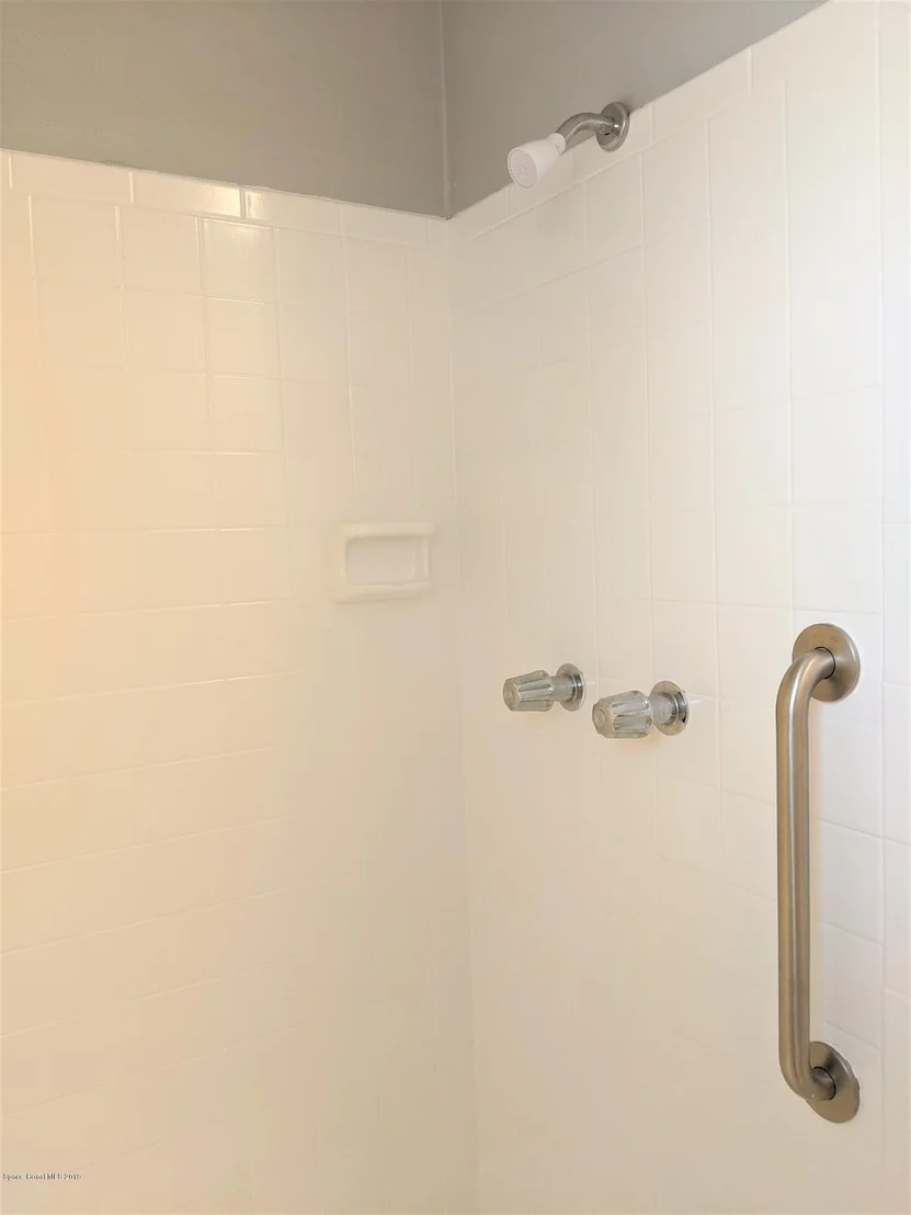 Photo of 409 Count Street