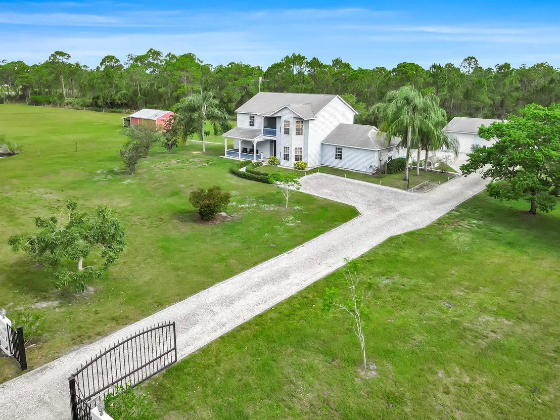 Photo of 1190 Grant Road