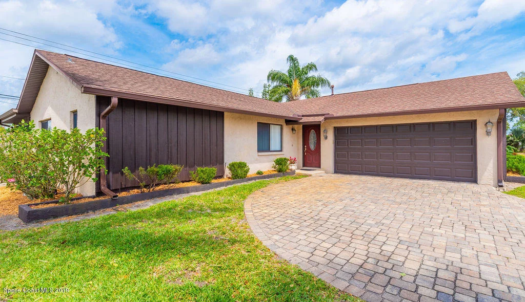 Photo of 979 Sable Lane