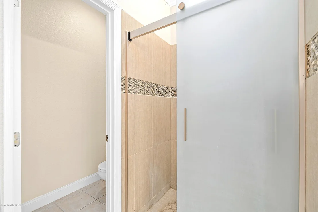 Photo of 1541 Bridgeport Circle
