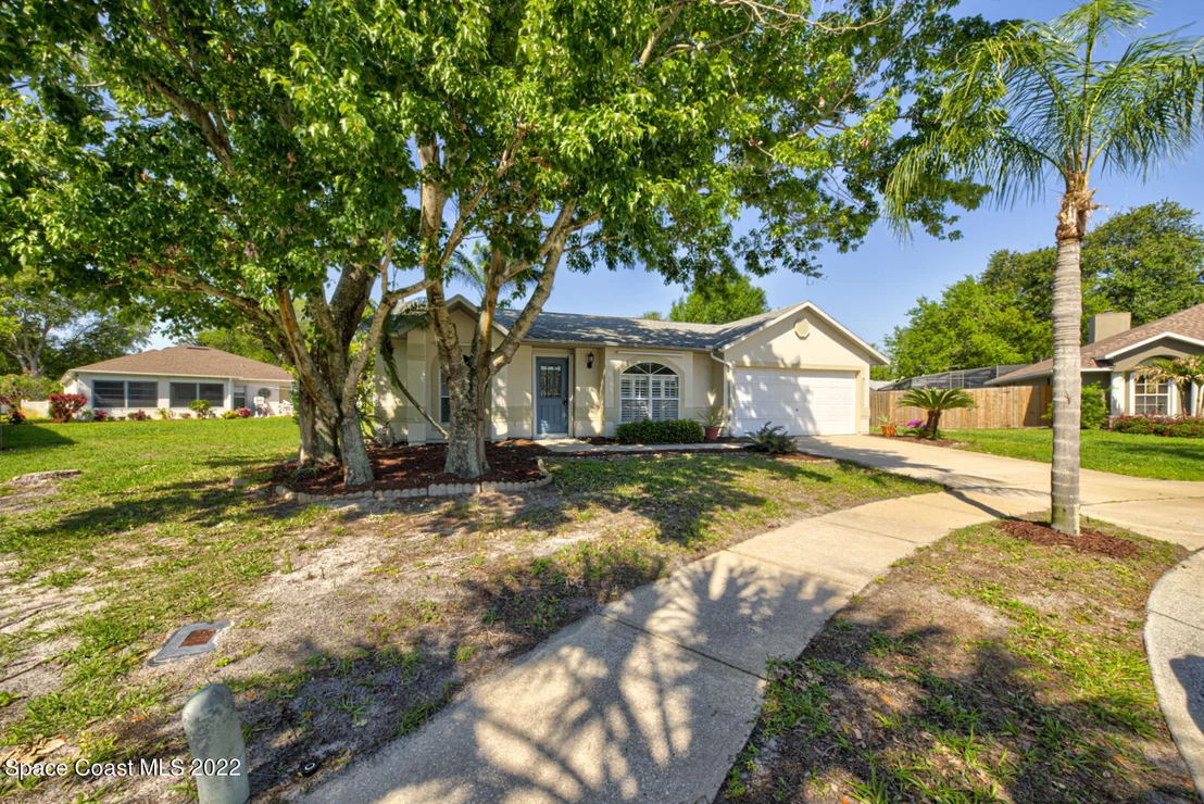 Photo of 2050 Allegheny Circle
