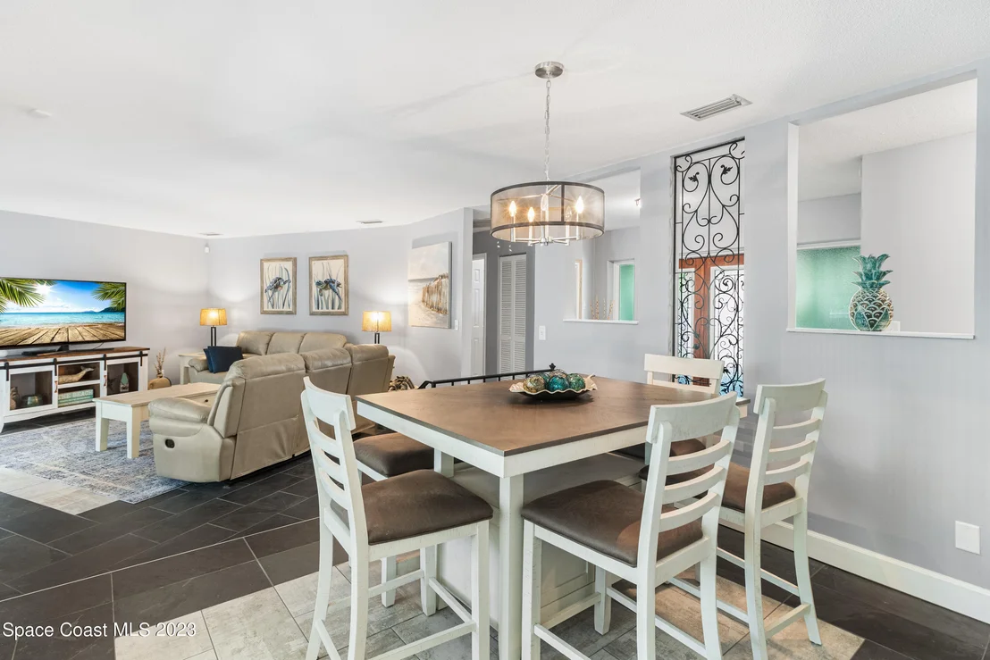 Photo of 437 Eleventh Avenue