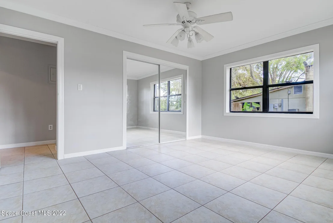 Photo of 2777 Pine Avenue