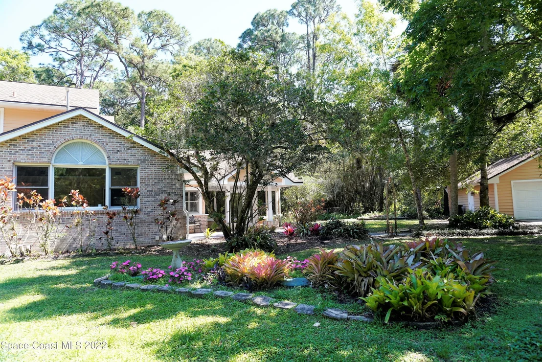 Photo of 686 Hammock Road