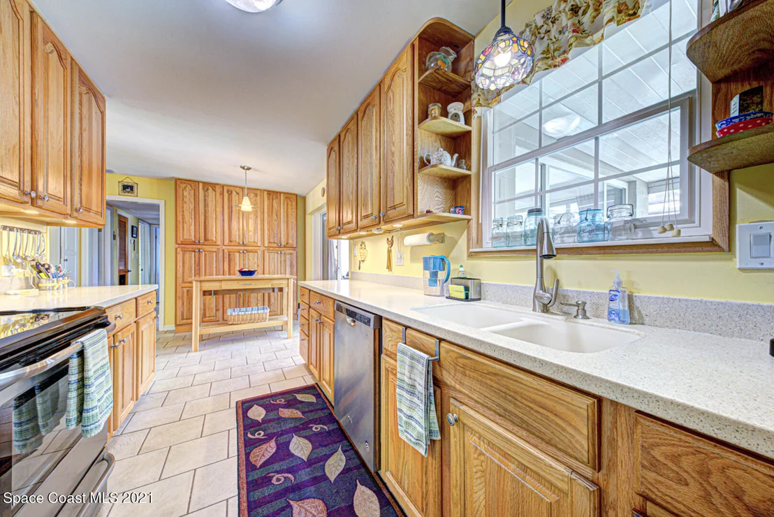 Photo of 1211 Princeton Road