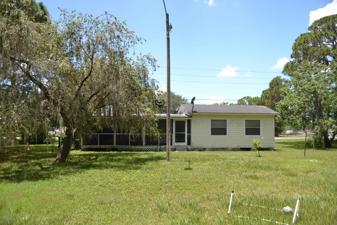 Photo of 665 Cox Road