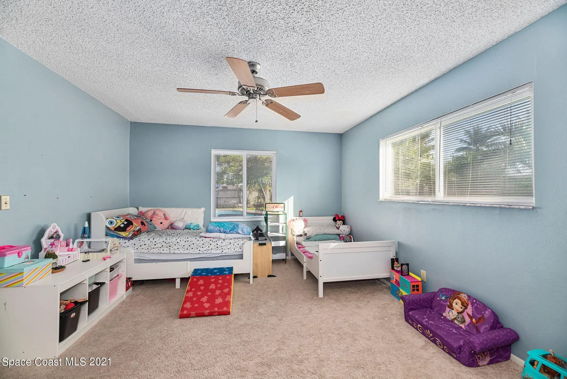 Photo of 211 Melbourne Avenue