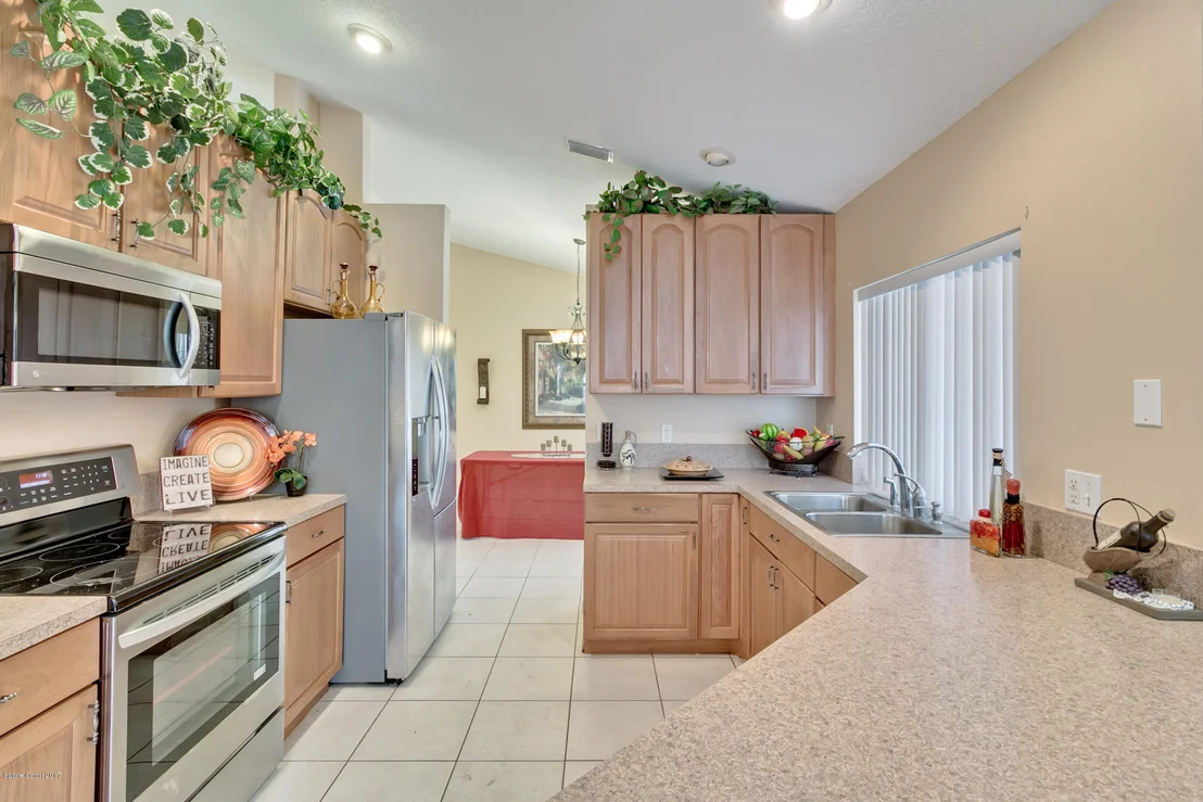 Photo of 607 Sandpiper Circle