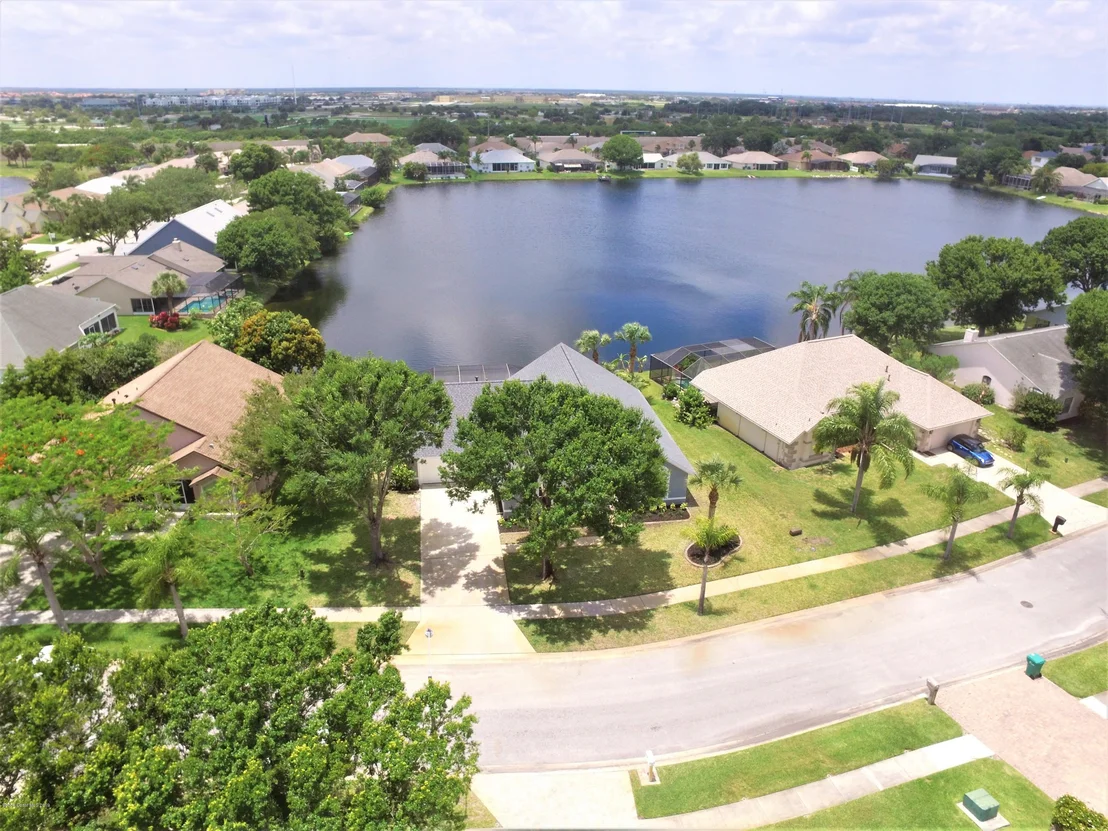 Photo of 2090 Lionel Drive
