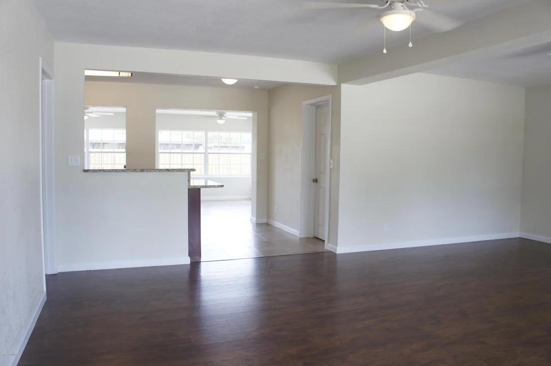 Photo of 1310 Sun Circle E
