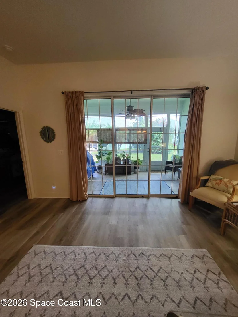 Photo of 1177 Eleuthera Drive NE