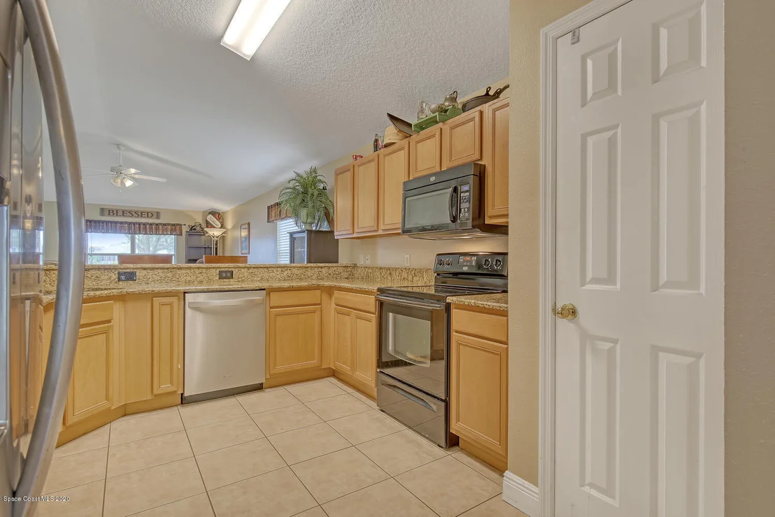 Photo of 2371 Bridgeport Circle