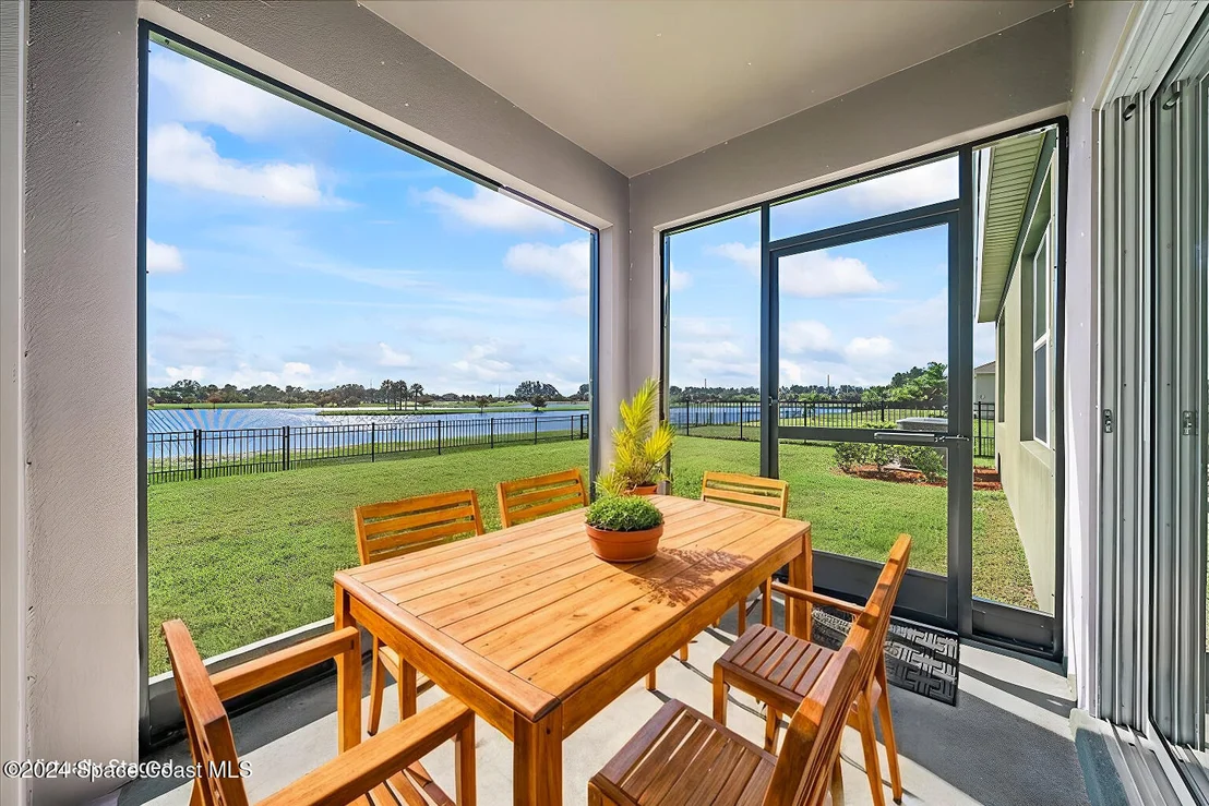 Photo of 260 Sorrento Drive