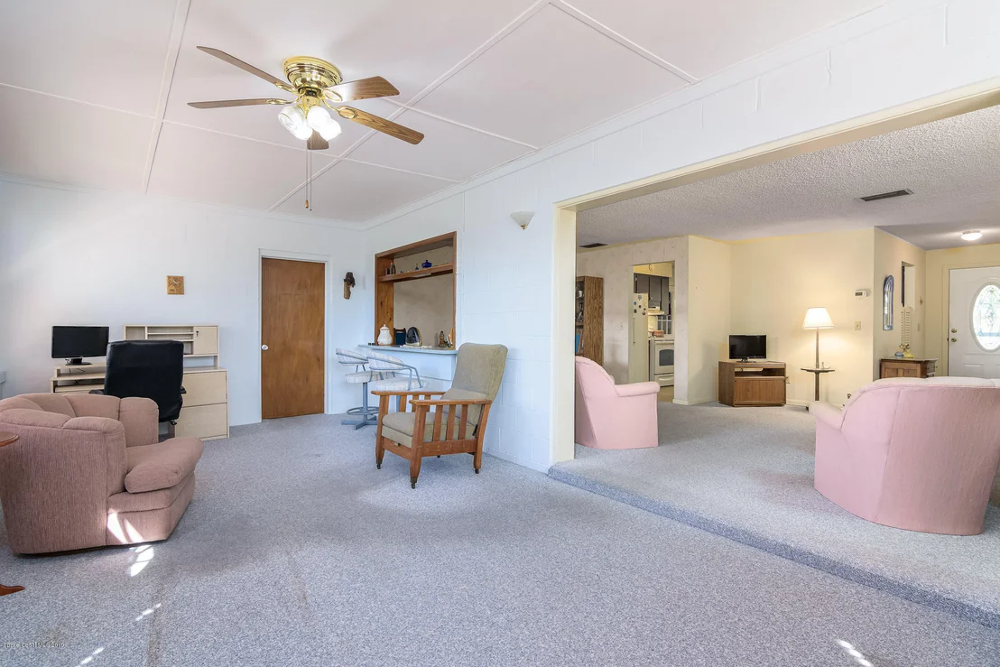 Photo of 955 Cristobal Drive