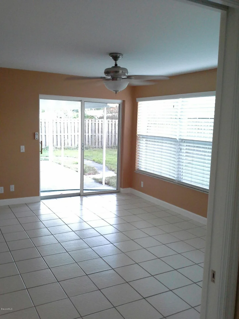 Photo of 1737 N Dodge Circle