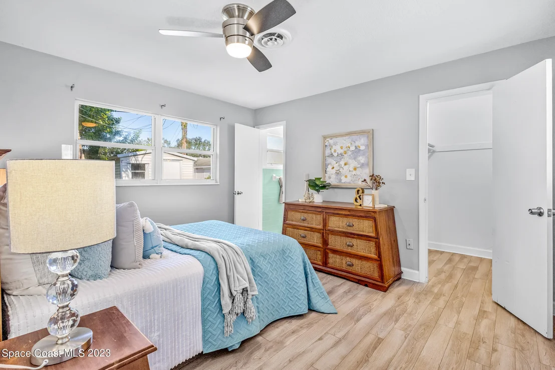Photo of 696 Teak Drive