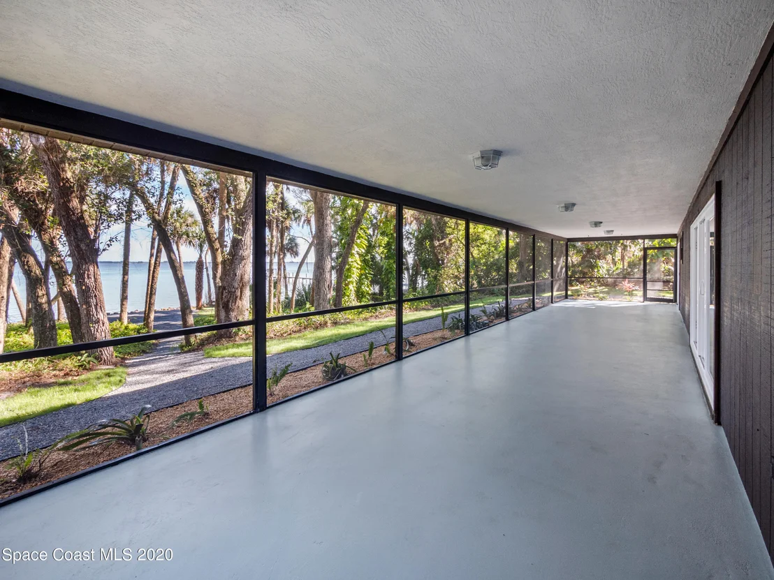 Photo of 5420 Edgewater Court