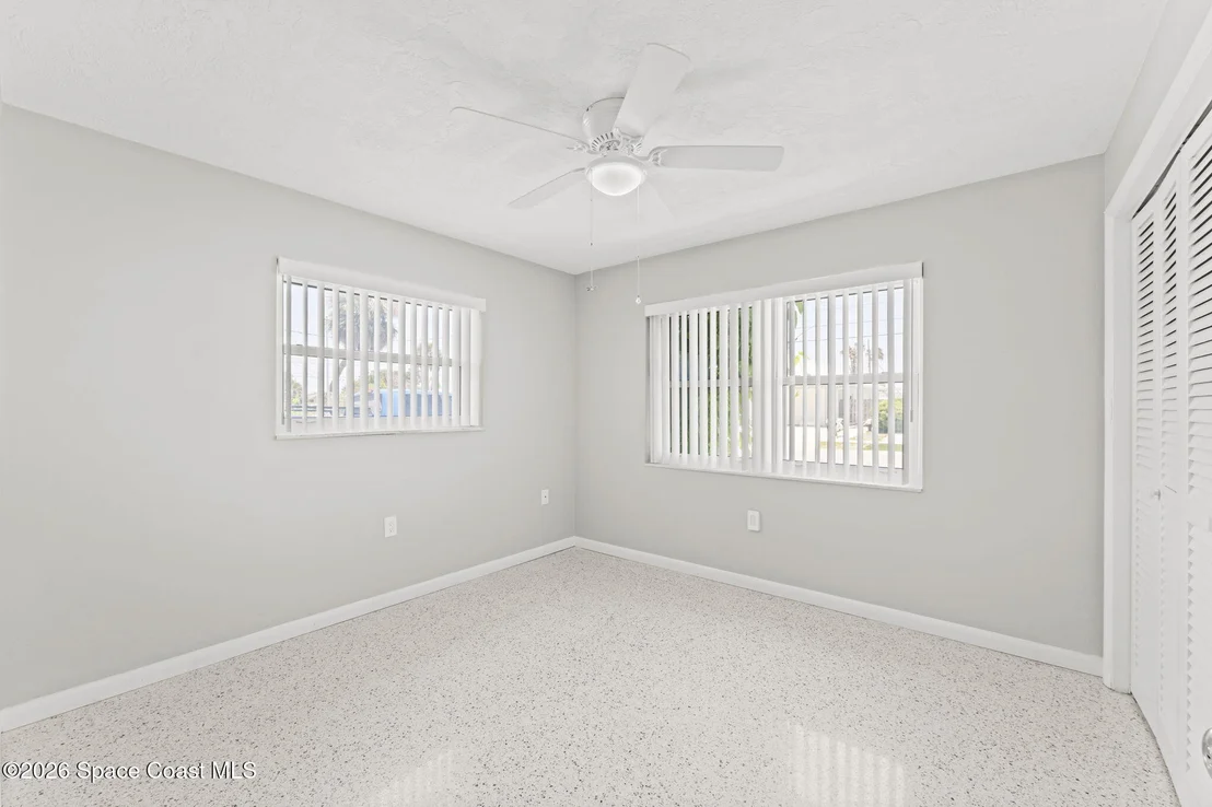 Photo of 465 Cardinal Drive