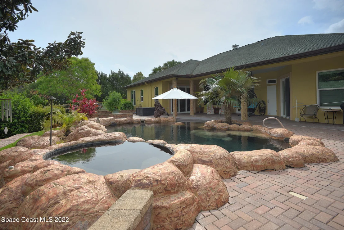Photo of 2739 Harlock Road