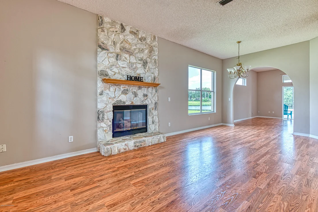 Photo of 8023 Bracken Lane