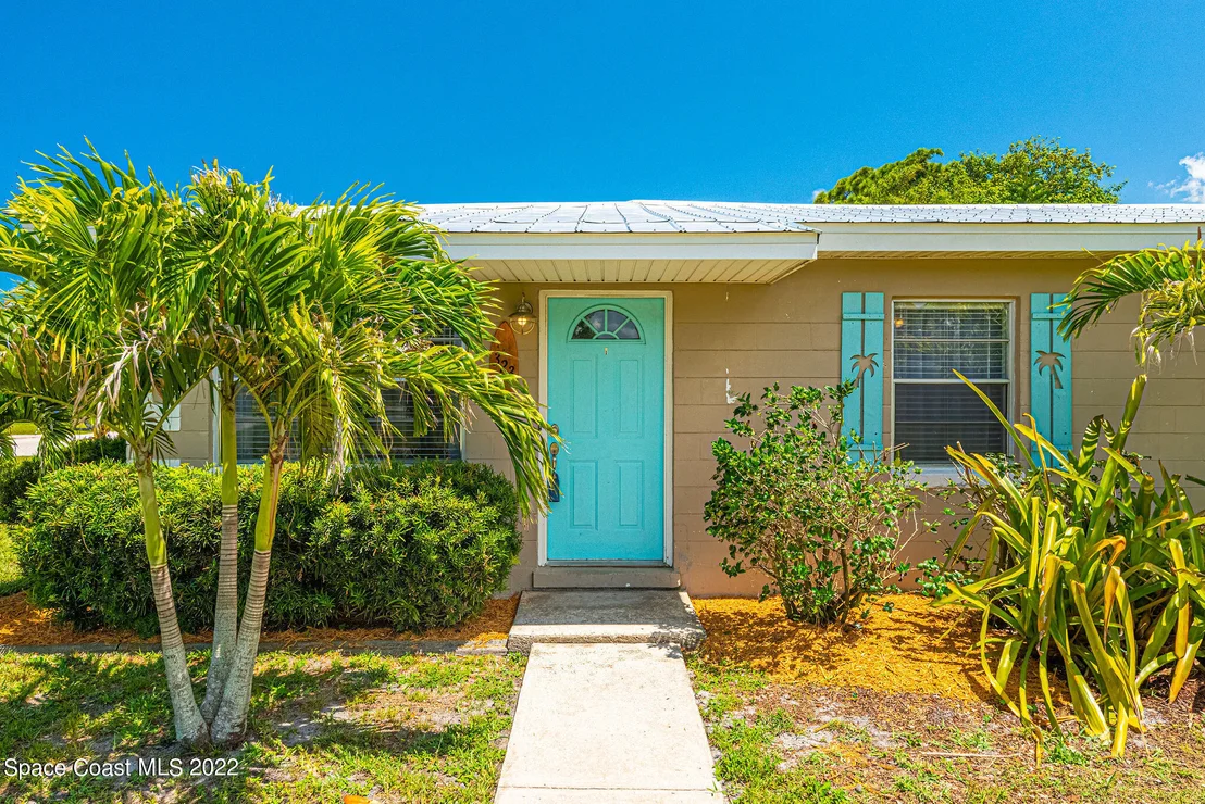 Photo of 323 Tulip Lane
