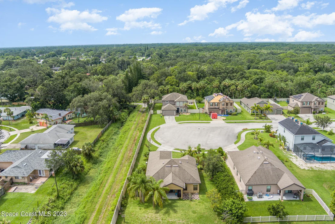 Photo of 1400 Scout Drive