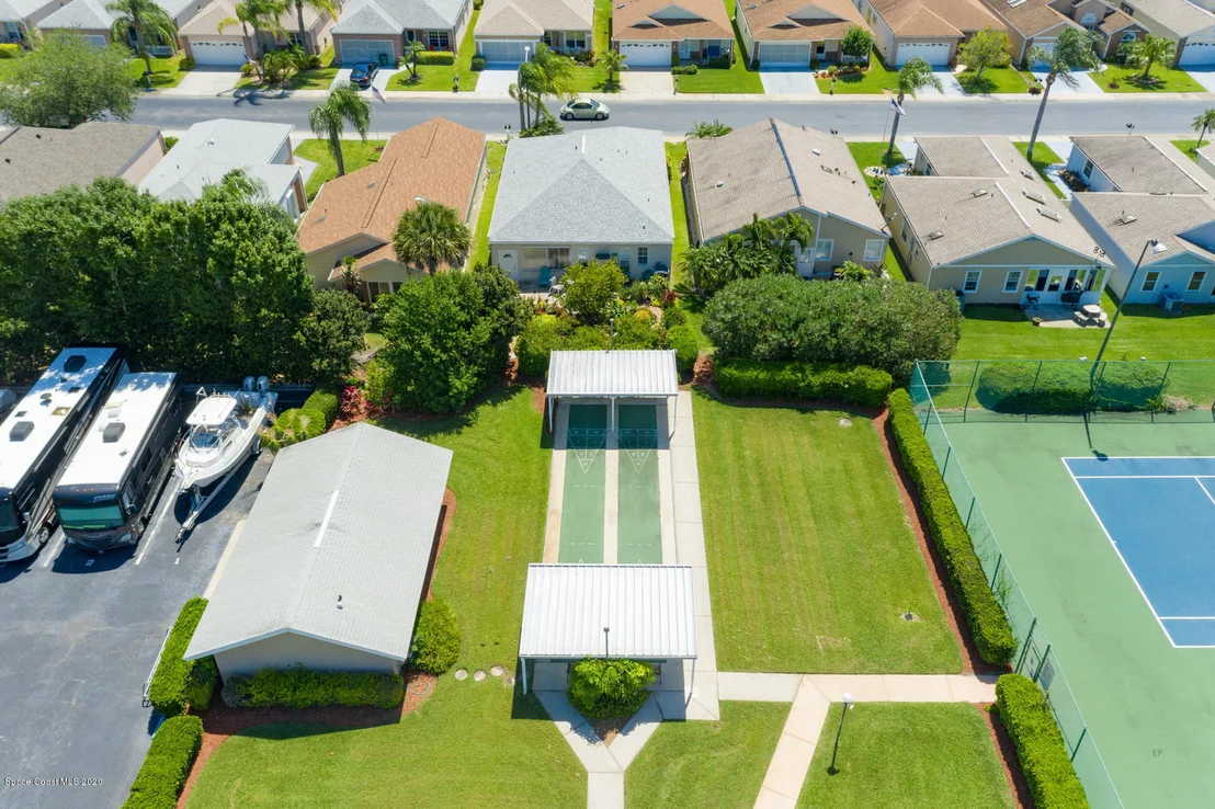 Photo of 950 Cross Lake Drive